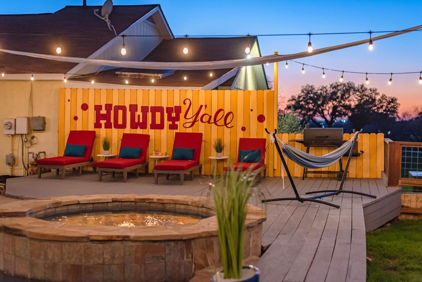 Stunning Pool Overlooking Golf Course & Game Room サンアントニオ エクステリア 写真