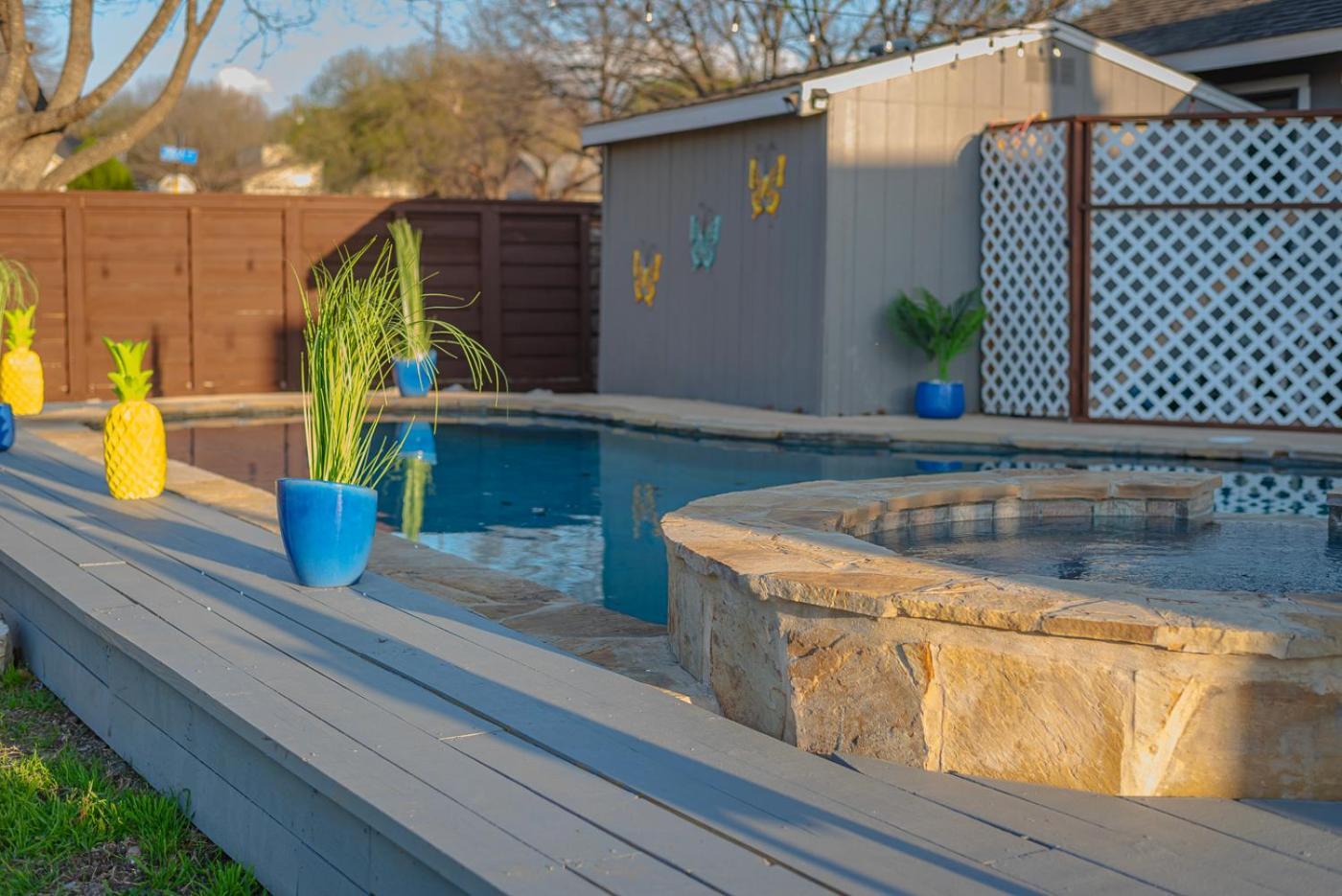 Stunning Pool Overlooking Golf Course & Game Room サンアントニオ エクステリア 写真